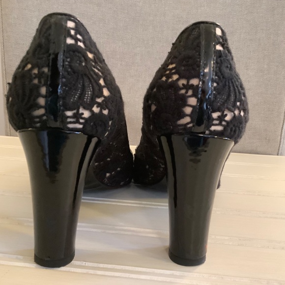 J. Crew black lace, patent leather 3” inch heel, size 9 - Picture 3 of 4